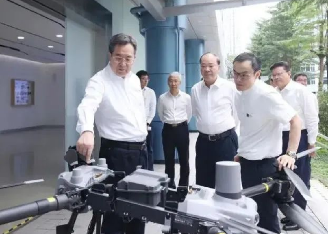 中共中央政治局常委、国务院副总理丁薛祥调研大疆创新